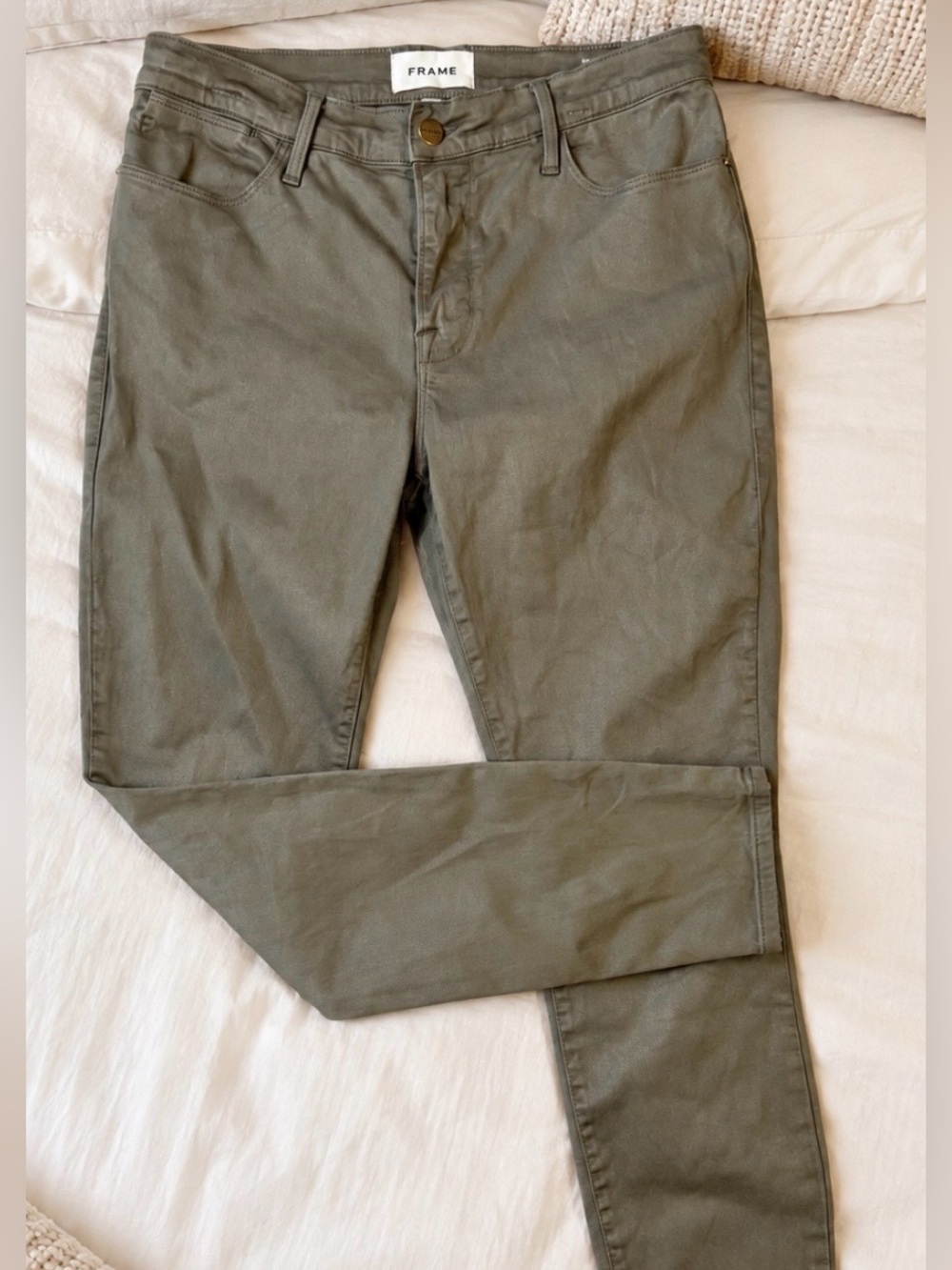 Frame Denim Slim Chinos in Olive size 29